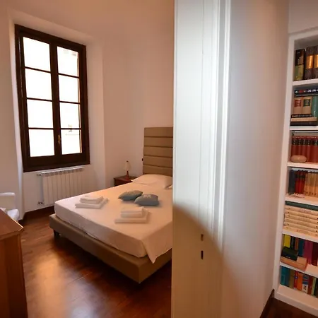 Historic & Charme Apartment